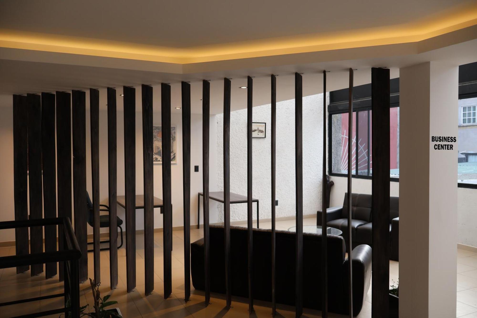 Sanrafa Home Office Suites Mexico City Exterior photo