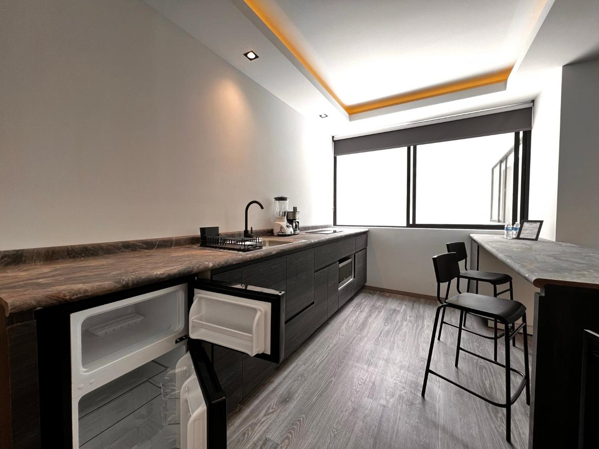 Sanrafa Home Office Suites Mexico City Exterior photo